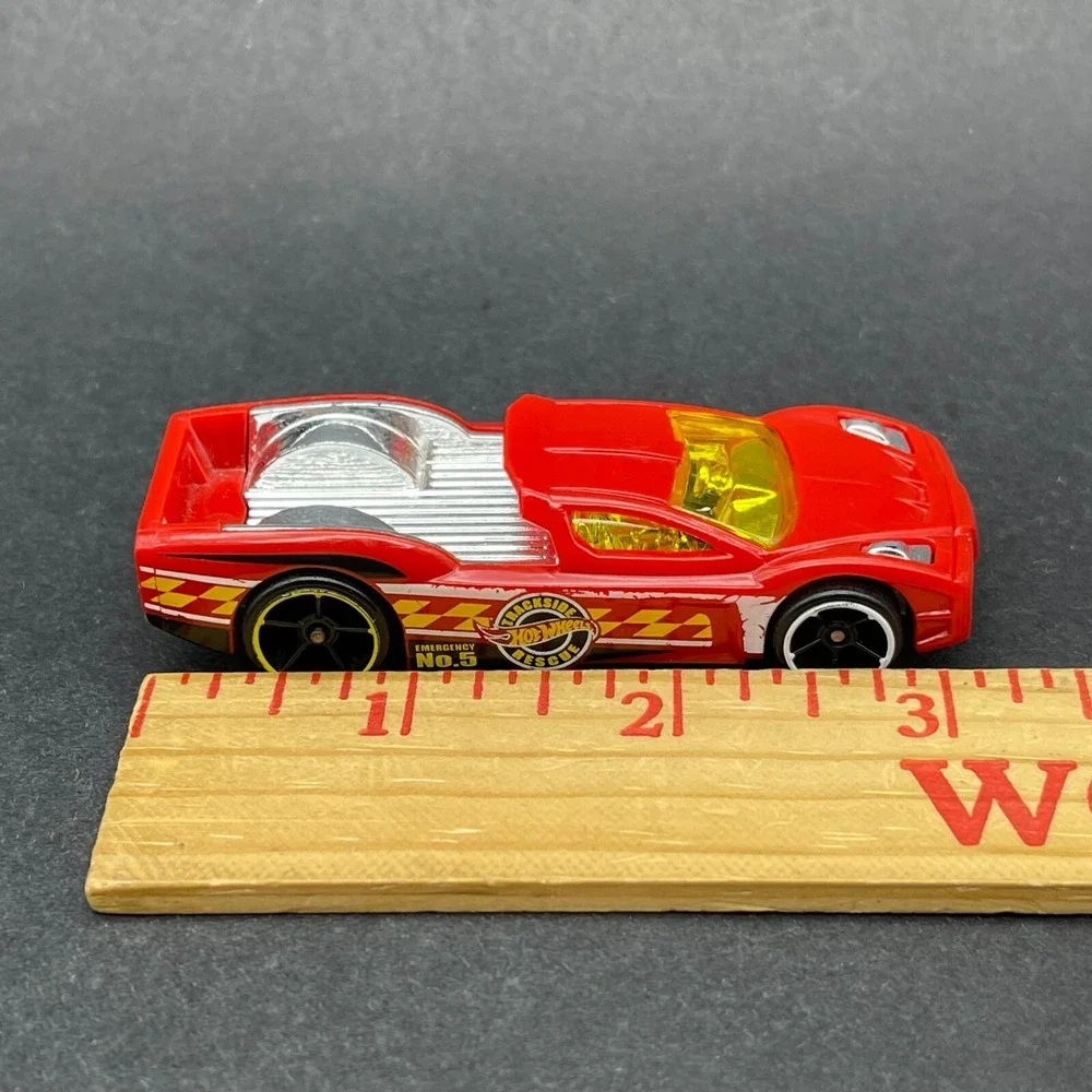 Hot Wheels Hypertruck Pickup Truck Red Trackside Rescue Emergency Diecast 1/64